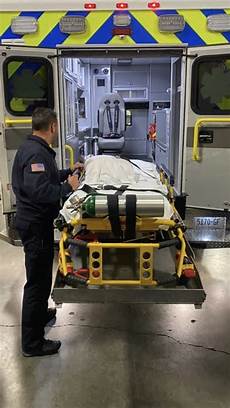 Stryker Hydraulic Stretcher